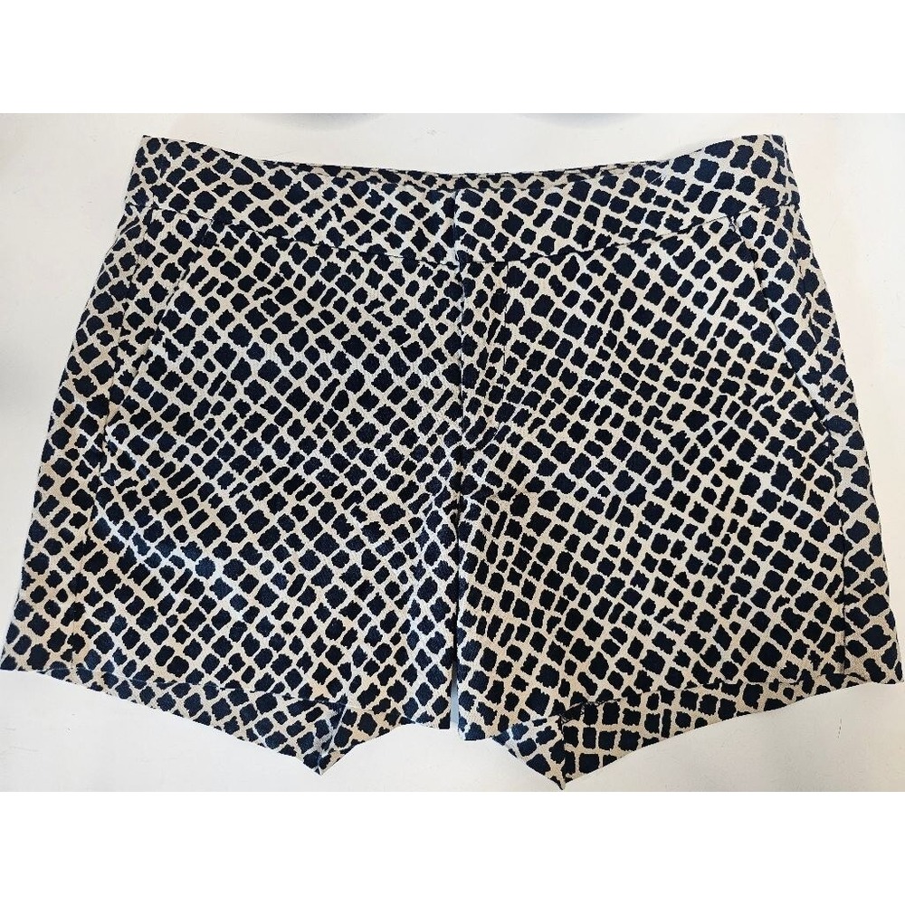 Women's Banana Republic Hampton Shorts, Size 4, Navy & Beige Geo Animal Print